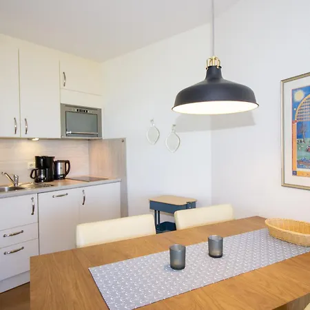 Lord Nelson 306 Apartment *